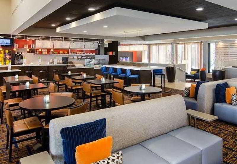 Courtyard Greenville Haywood Mall Restaurace fotografie